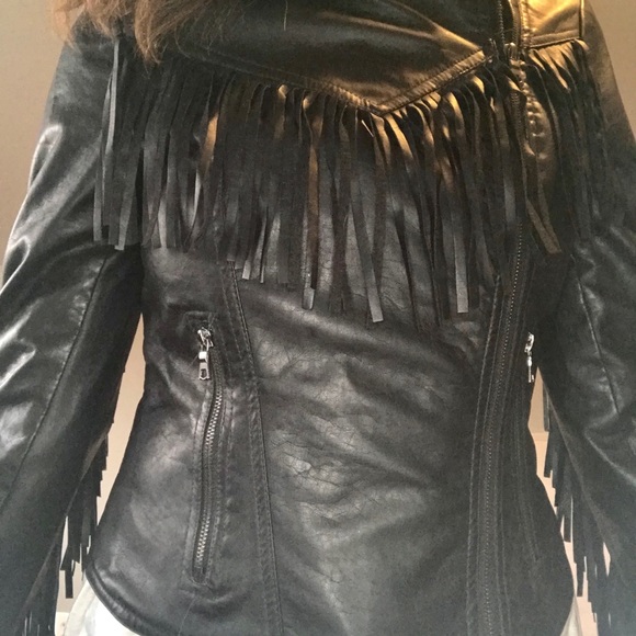 Amazing fringe faux leather jacket NWOT - Picture 4 of 6